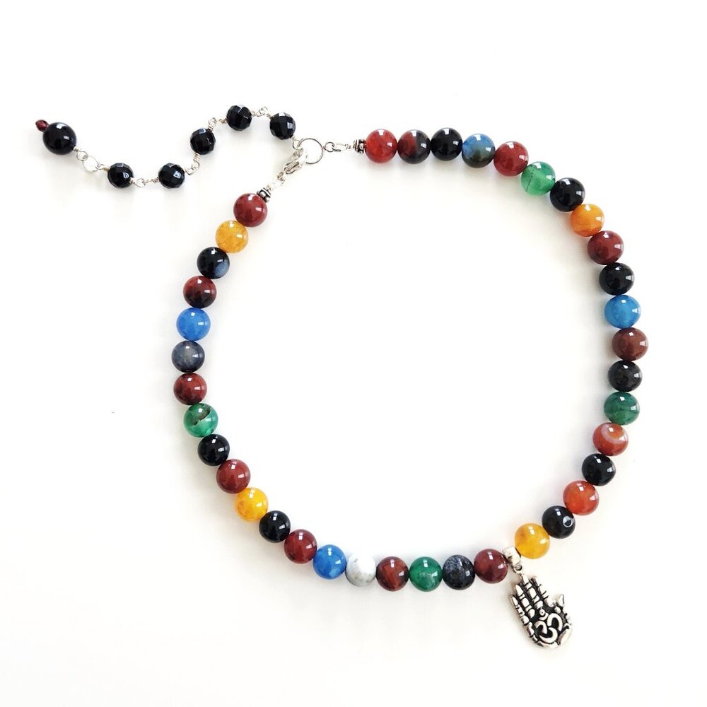 AGATE NECKLACE W/ 925 SILVER OM PENDANT